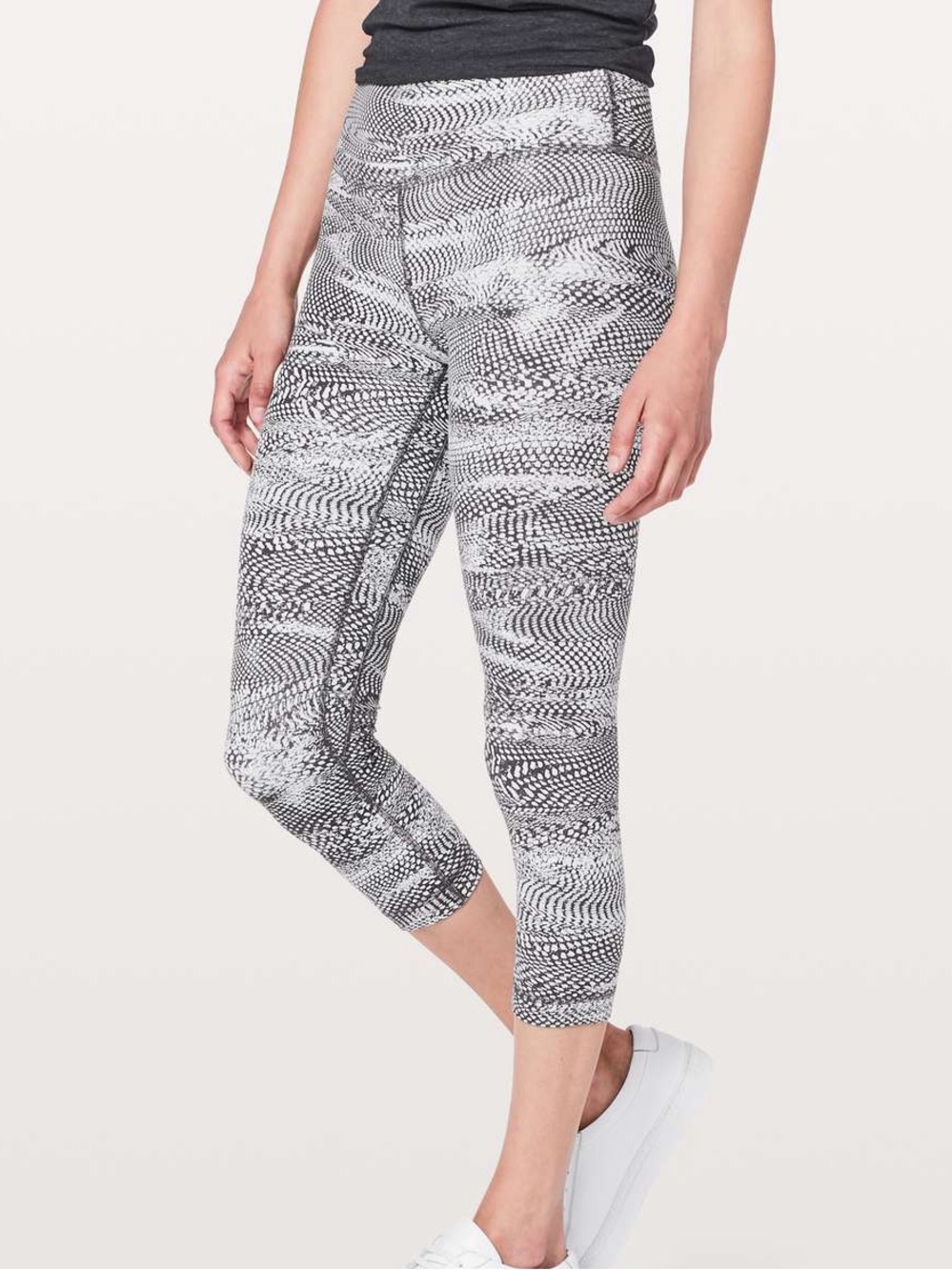Lululemon patterned align cropped 21” leggings 8
